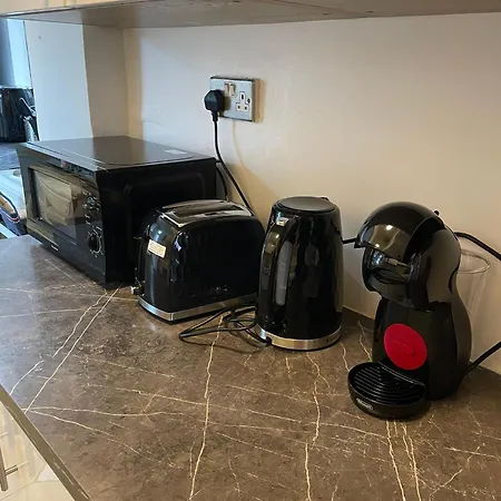 Comfort Triple Near Airport - 3 Ubytování v soukromí Dublin