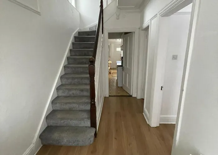 Ubytování v soukromí Comfort Triple Near Airport - 3 Dublin